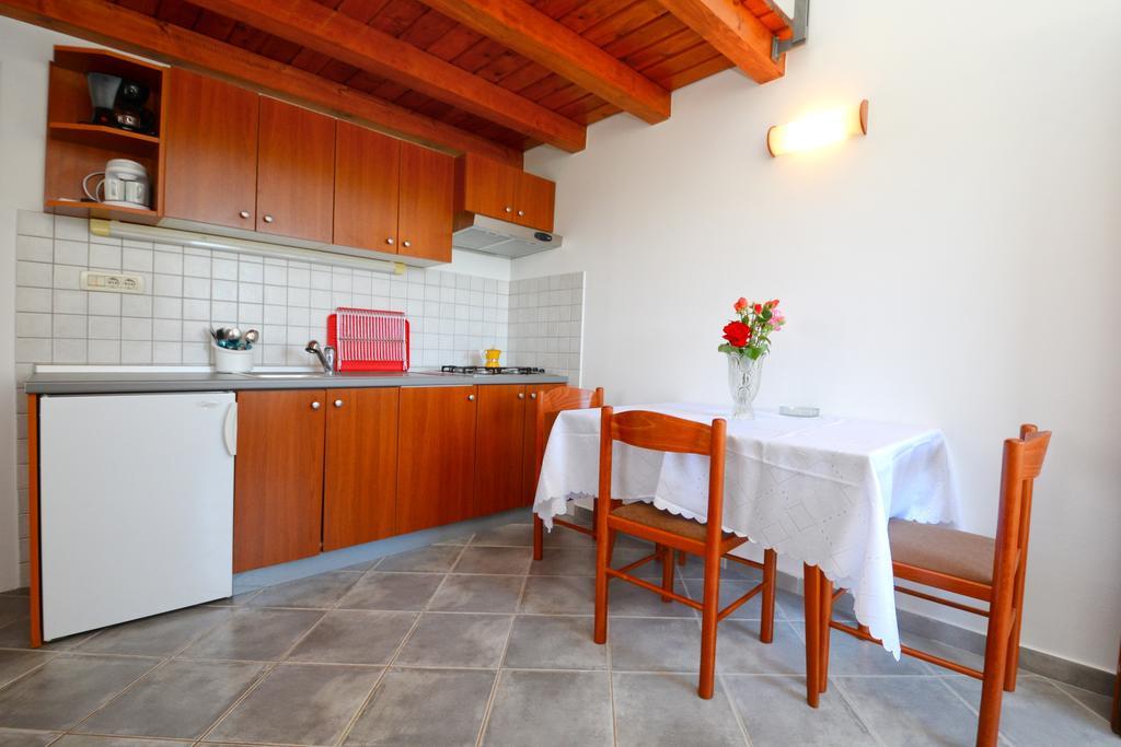 Apartments Mira Veleniki Экстерьер фото